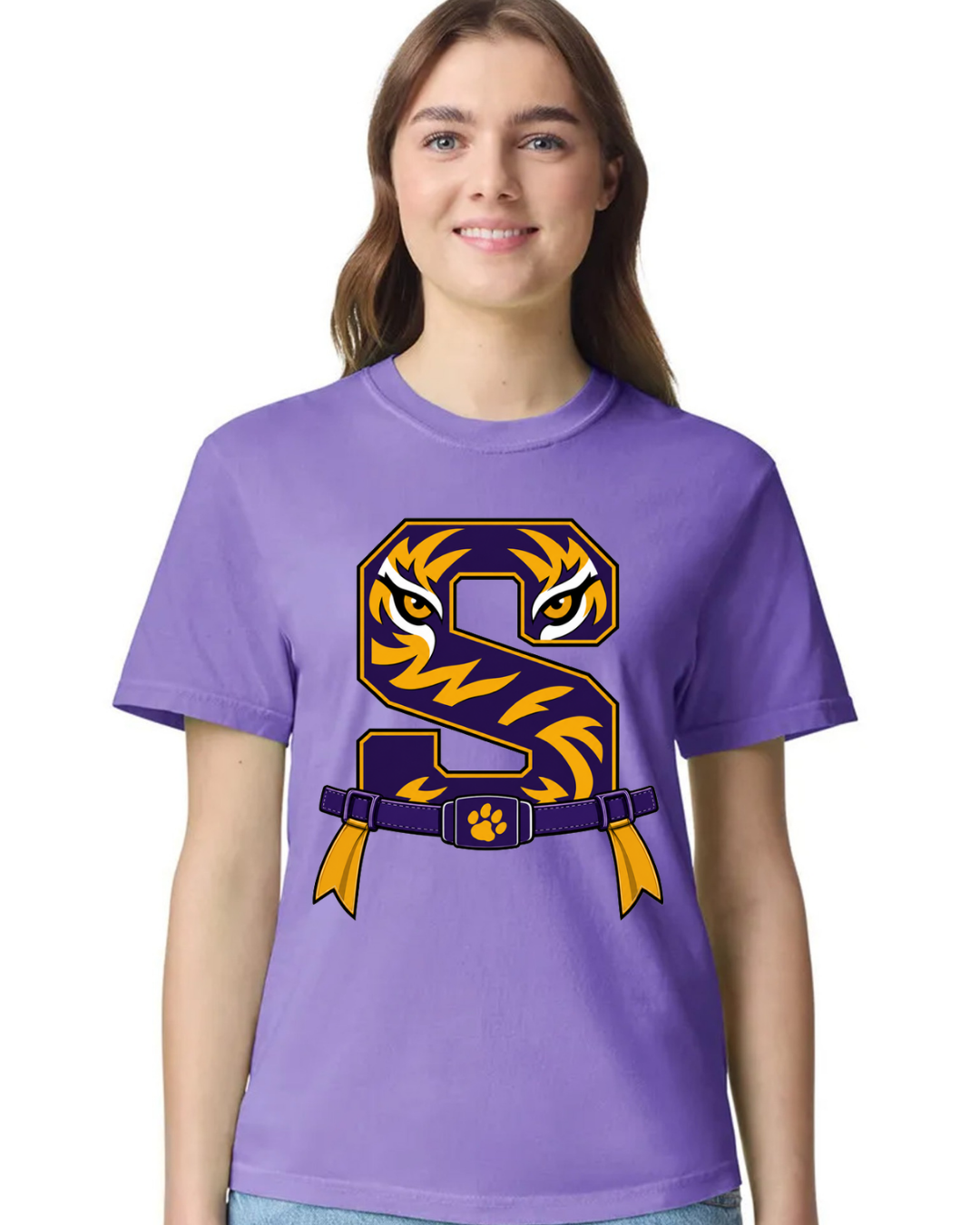 FLAG FOOTBALL LAVENDER COMFORT COLOR SHORT SLEEVE T-SHIRT